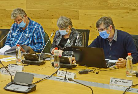 20 REDNA SEJA OBČINSKEGA SVETA - FOTO-TINE ŠUBIC_12